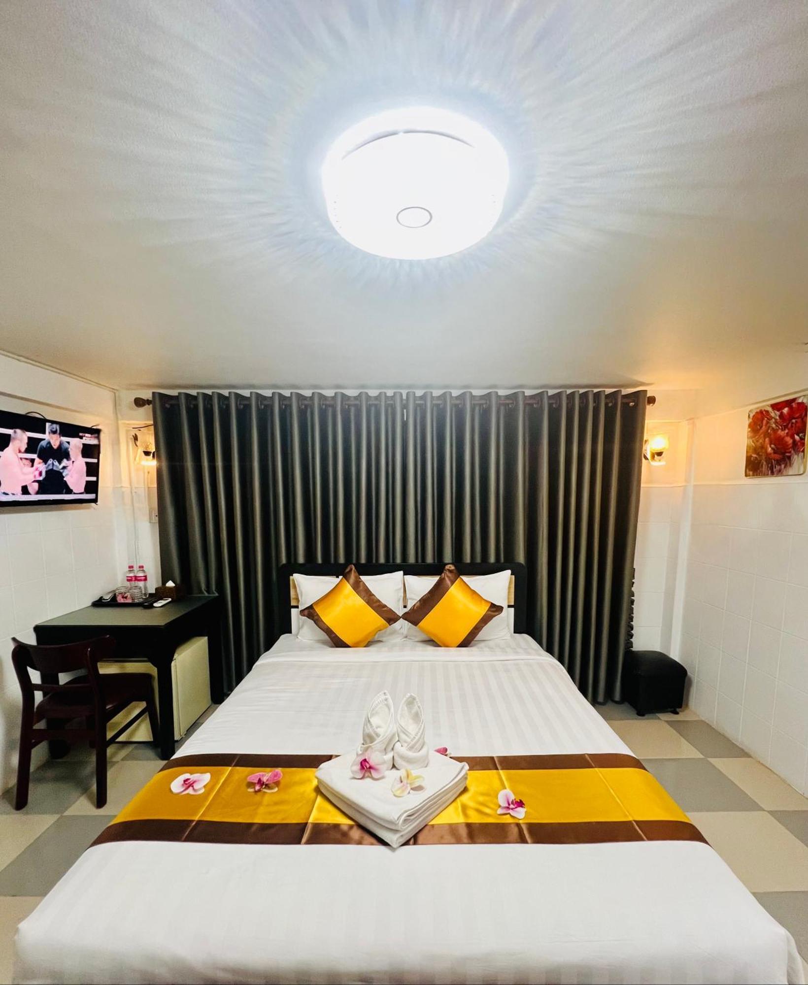 Sun Chakra Boutique Hotel Phnom Pen Exterior foto