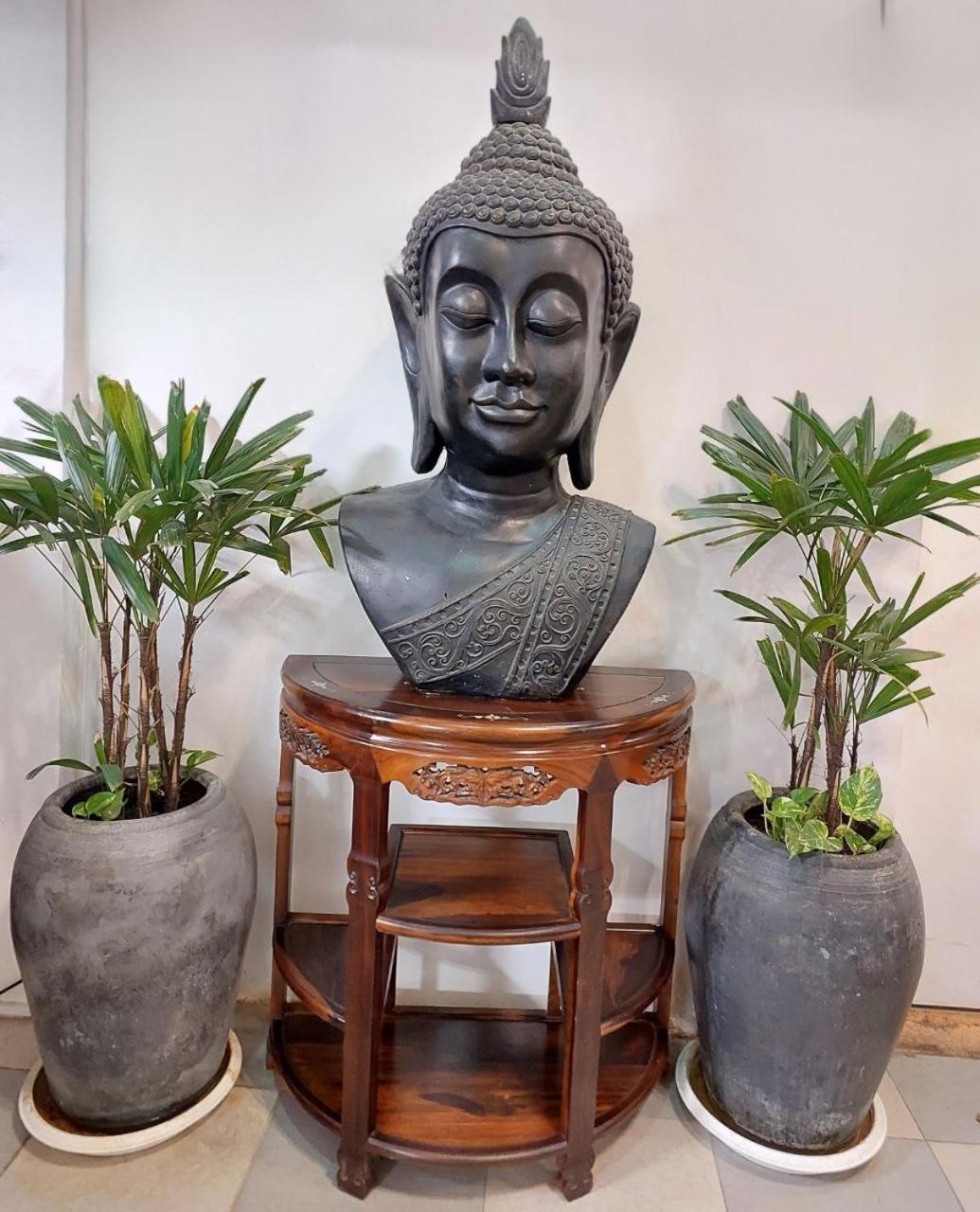Sun Chakra Boutique Hotel Phnom Pen Exterior foto